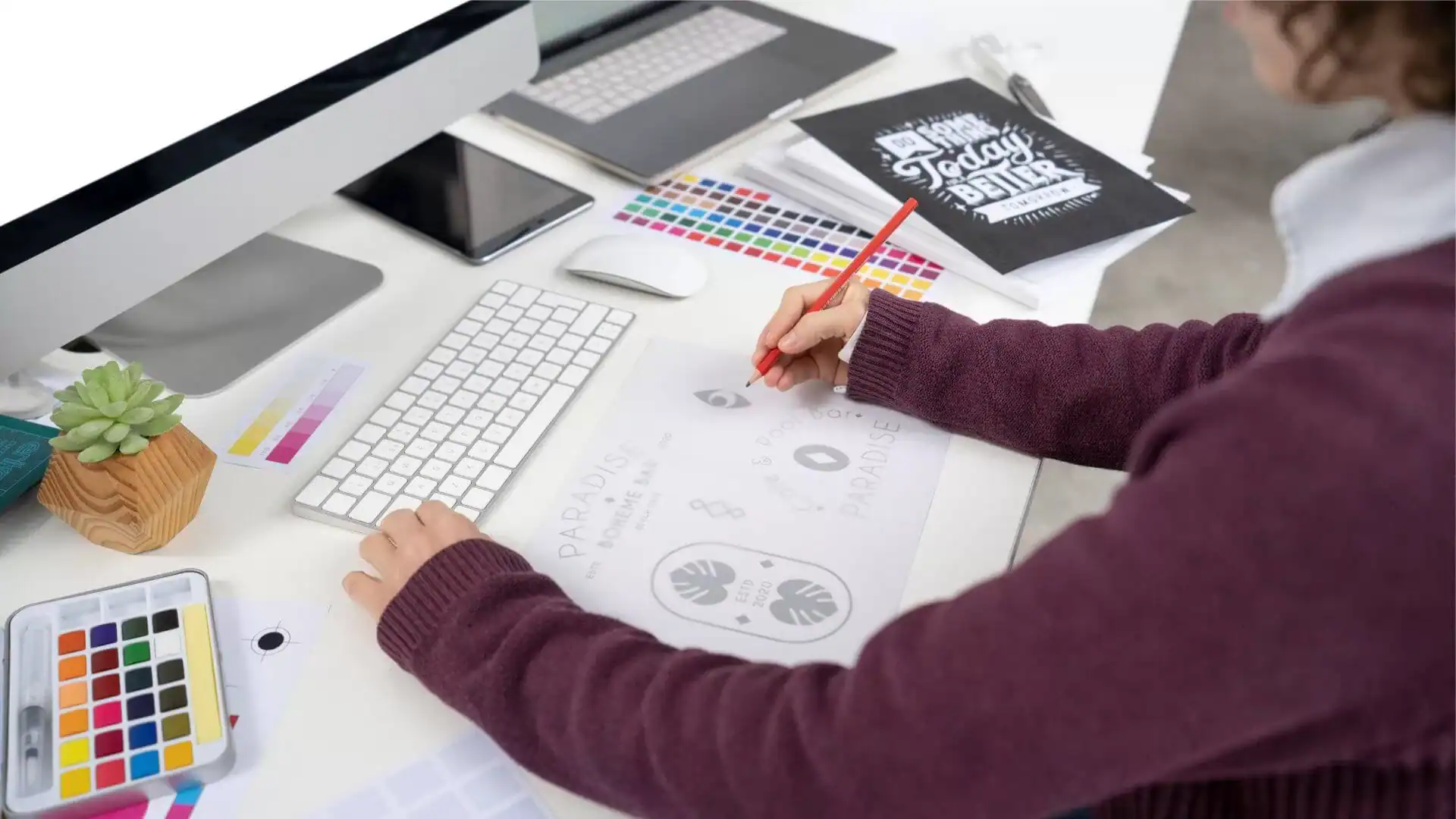 Cum să Colaborezi cu un Designer de Logo: Ghidul Complet pentru Antreprenori